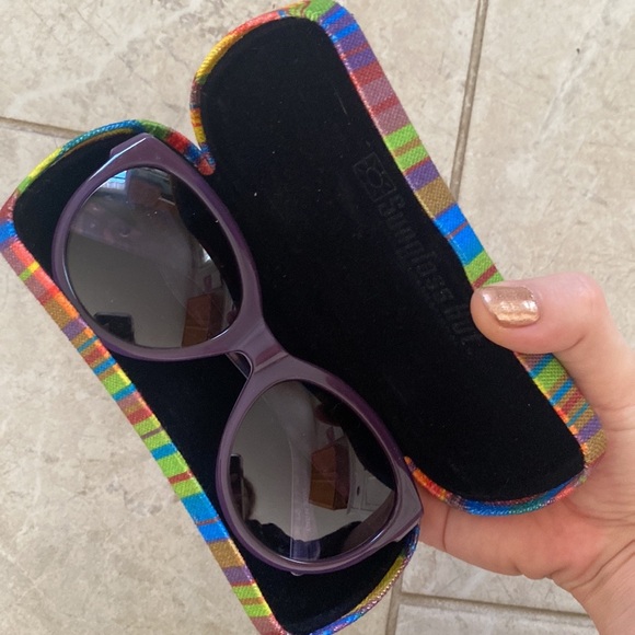 Moda International Dark Purple Sunglasses & Hard Shell Case - Picture 13 of 14